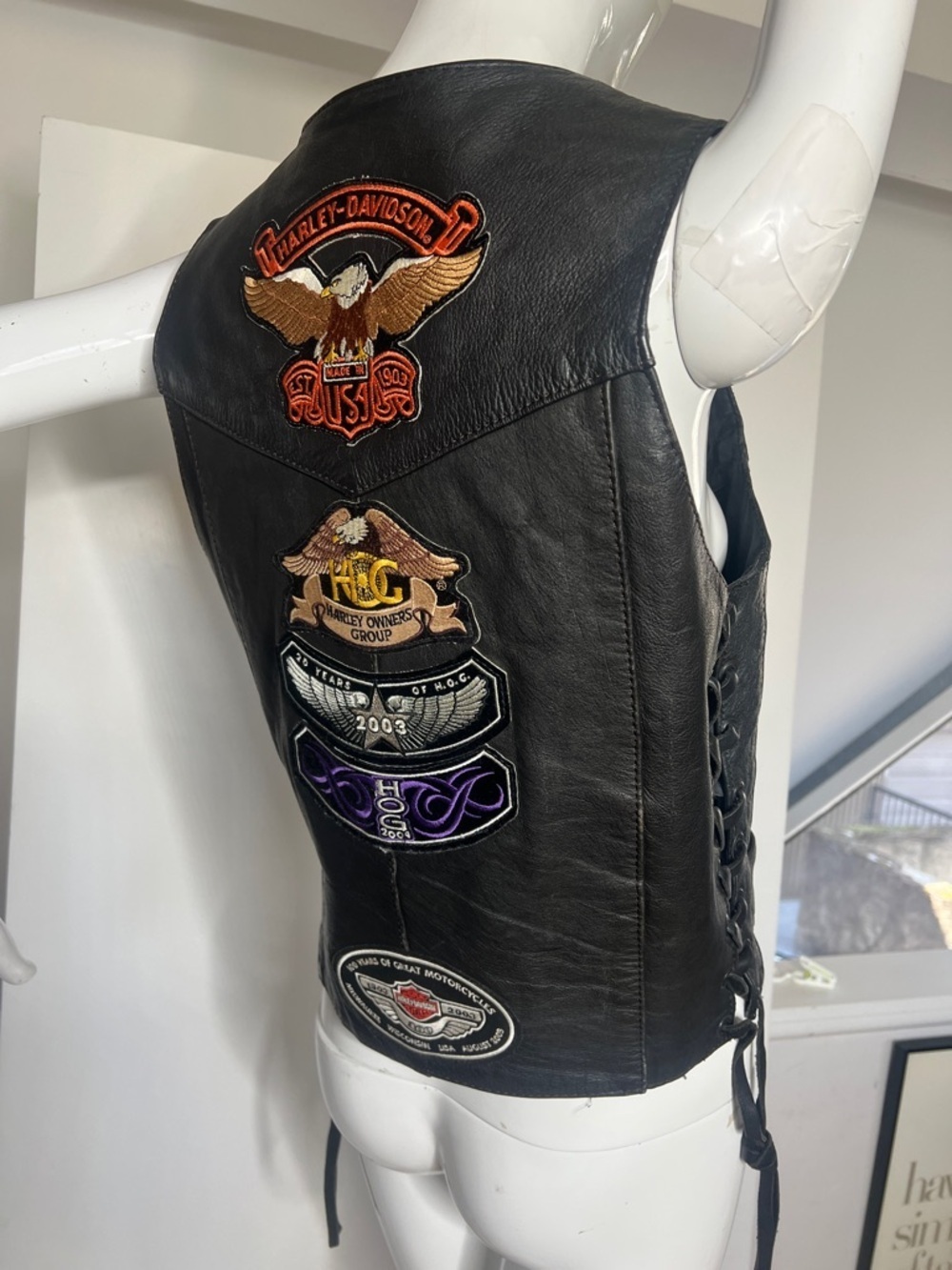 Harley Davidson Sz 36 Black Leather Side Snap Closure HOG 2004 100yr Anniversary